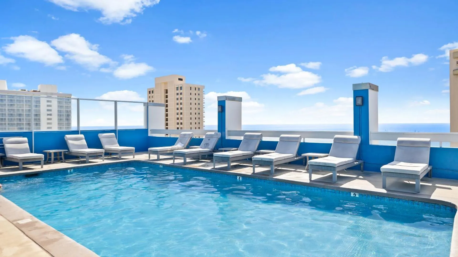 公寓 檀香山Ocean Retreat: Remodeled Pacific Monarch Haven公寓 美国