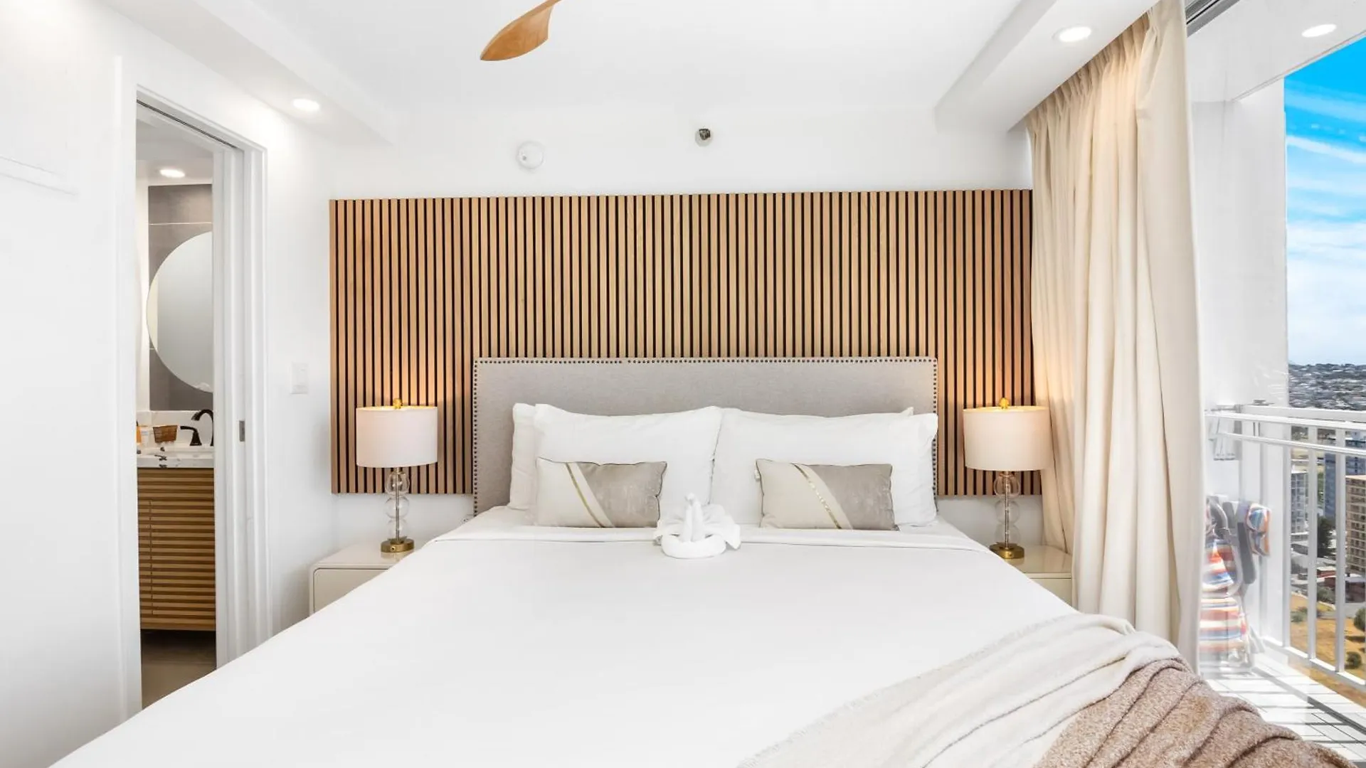 檀香山Ocean Retreat: Remodeled Pacific Monarch Haven公寓 公寓 檀香山